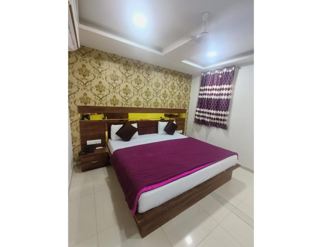 Hotel Paradise, Naroda Ahmedabad Exterior photo